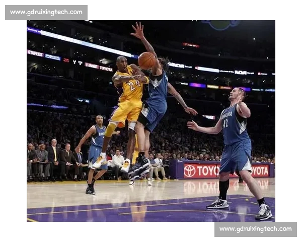 NBA手机版全面升级打造随时随地畅玩篮球世界新体验